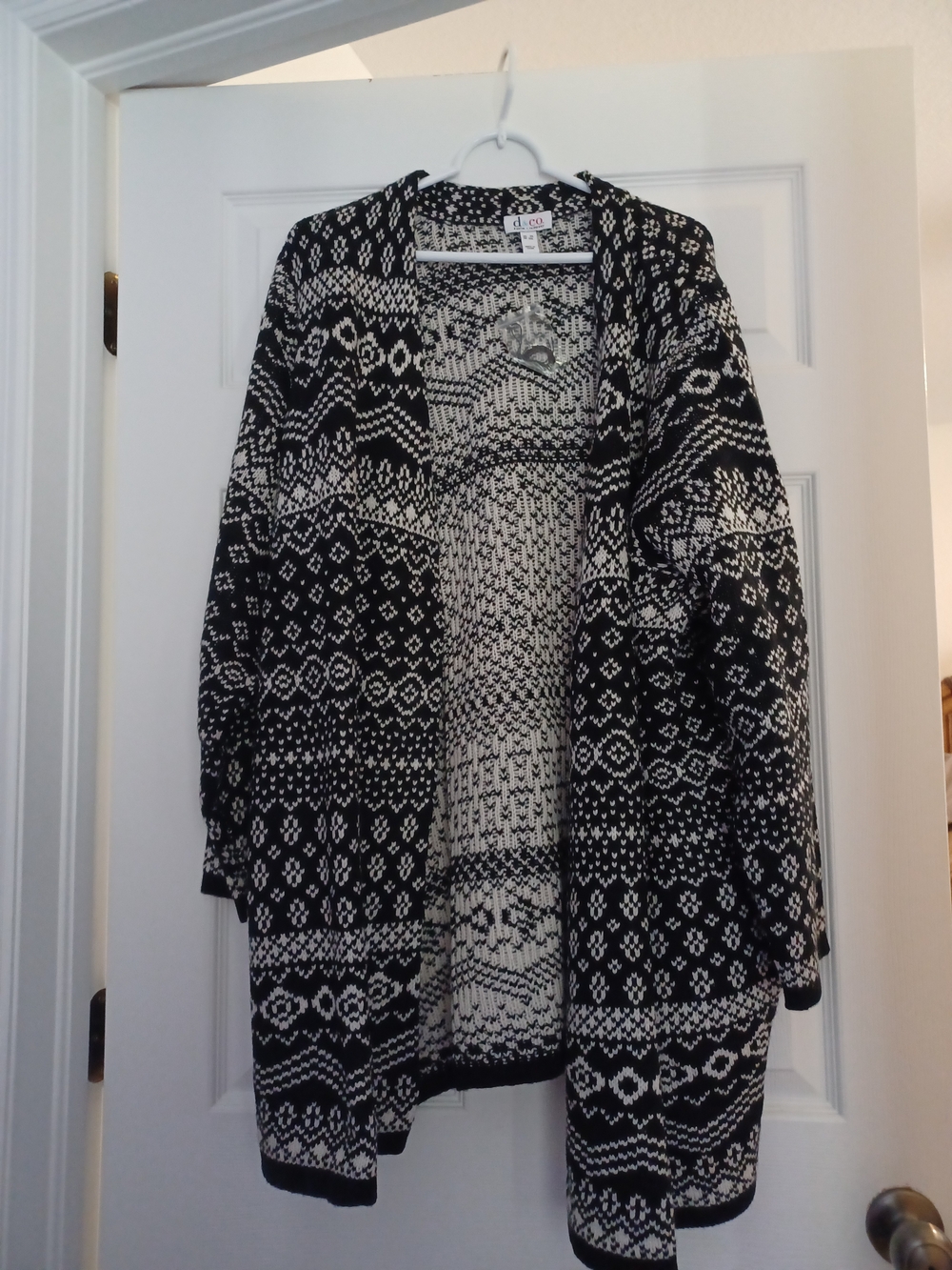 Denim & Co. NWOT Size 3XL Black and White Geometric Open Cardigan